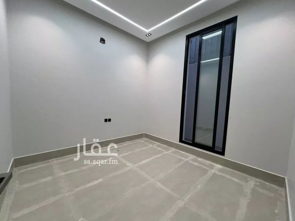 فيلا 6 غرف في العريجاء الغربية 11