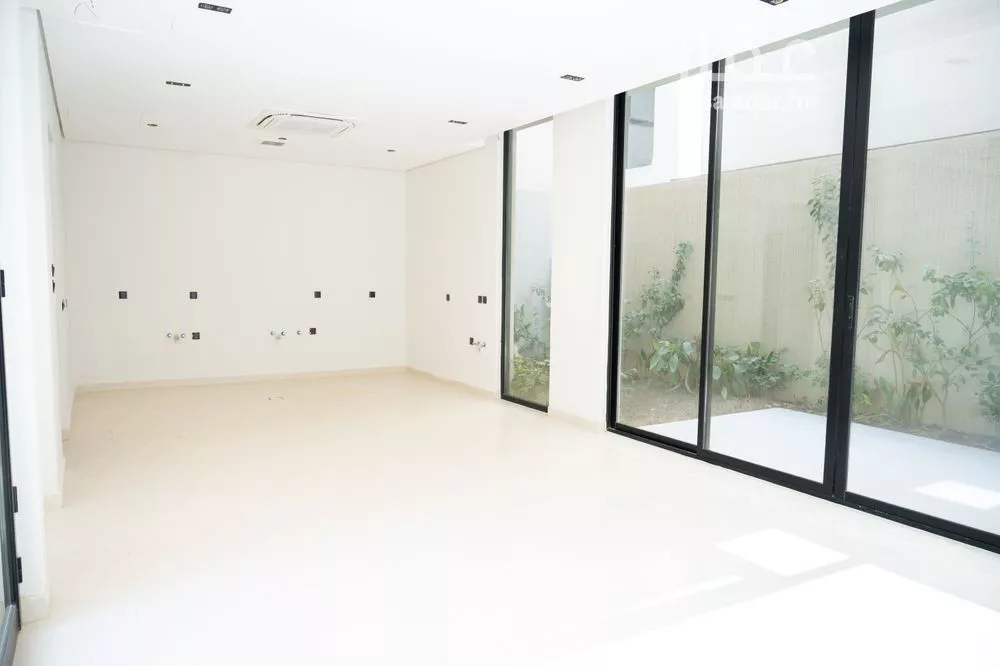 4 bedroom villa in Al Aridh 4