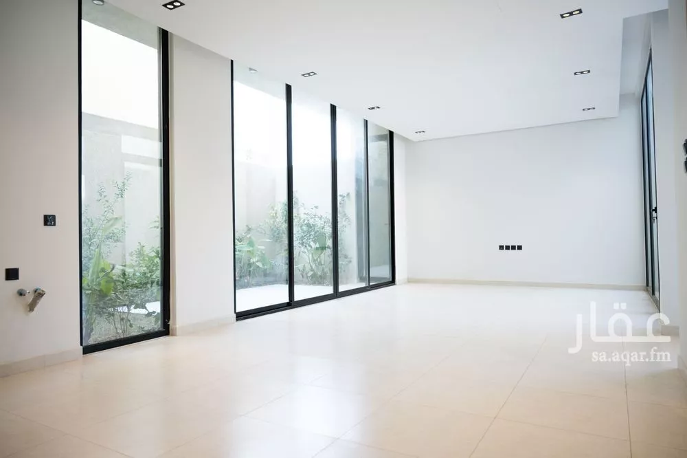 4 bedroom villa in Al Aridh 7