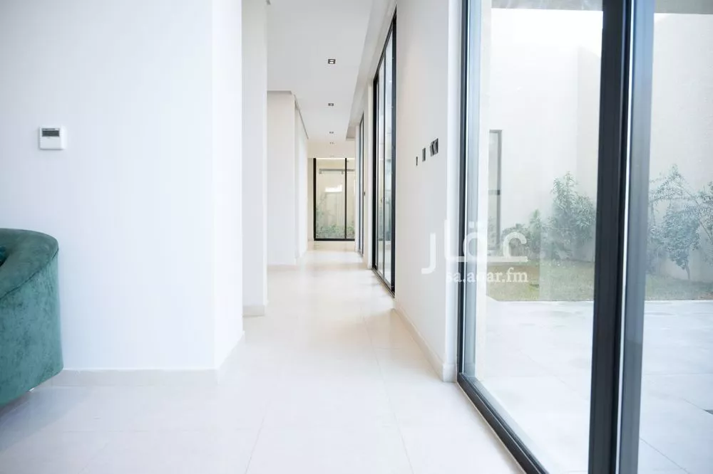 4 bedroom villa in Al Aridh 8