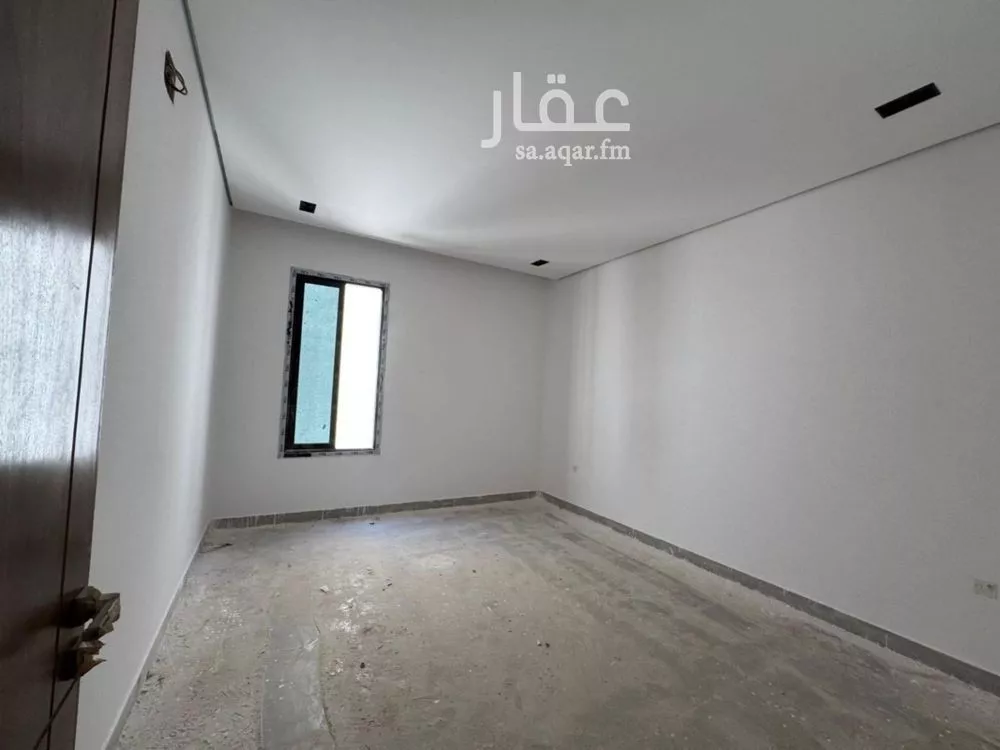 5 bedroom villa in Al Munsiyah 2
