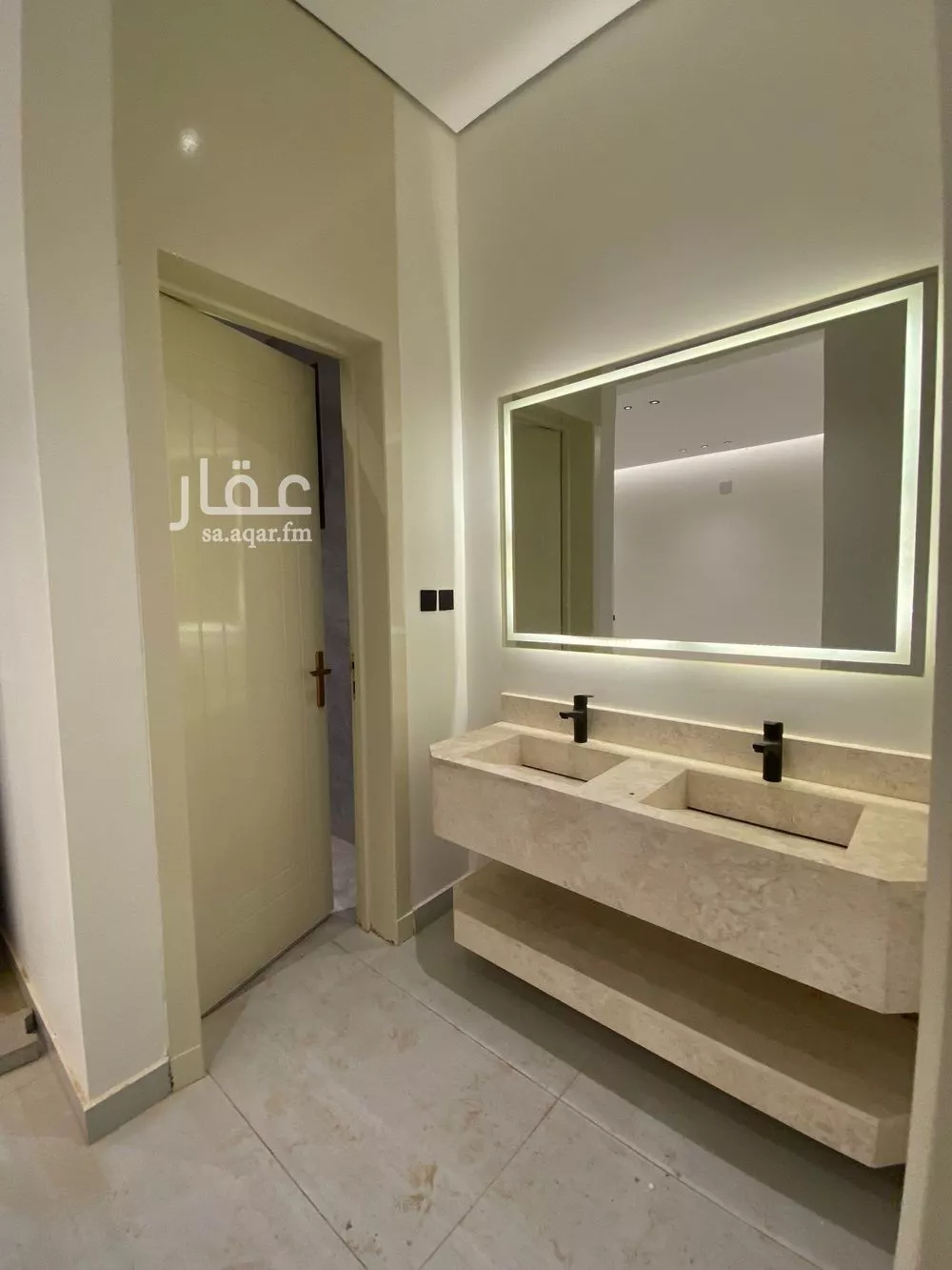 فيلا 7 غرف في المهدية 3