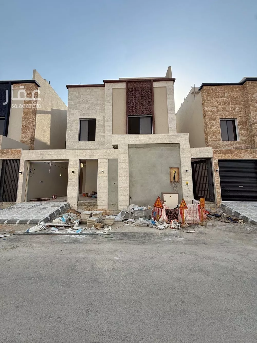 5 bedroom villa in Dhahrat Namar 2