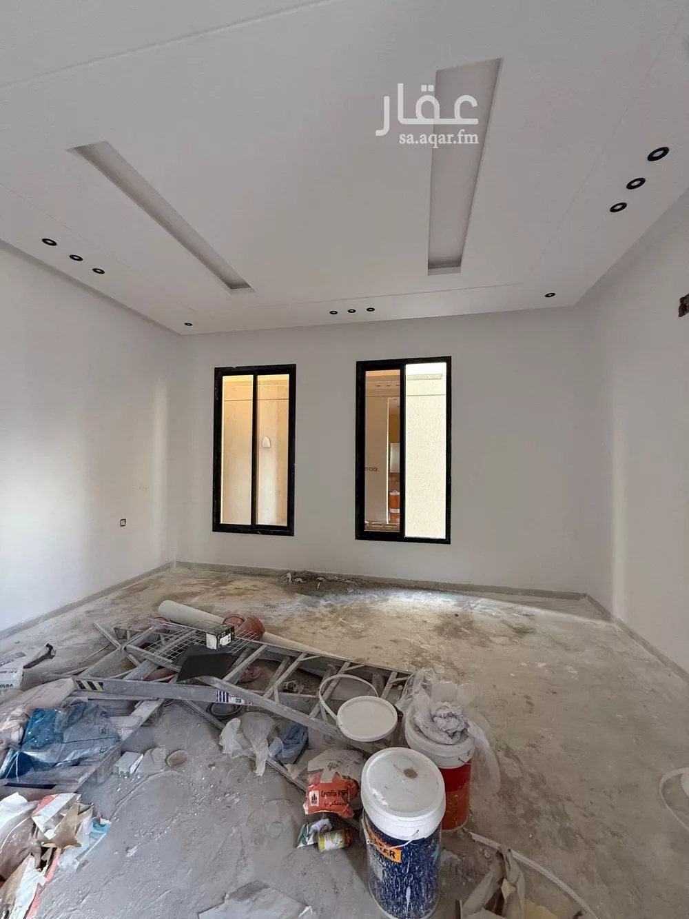 5 bedroom villa in Dhahrat Namar 10