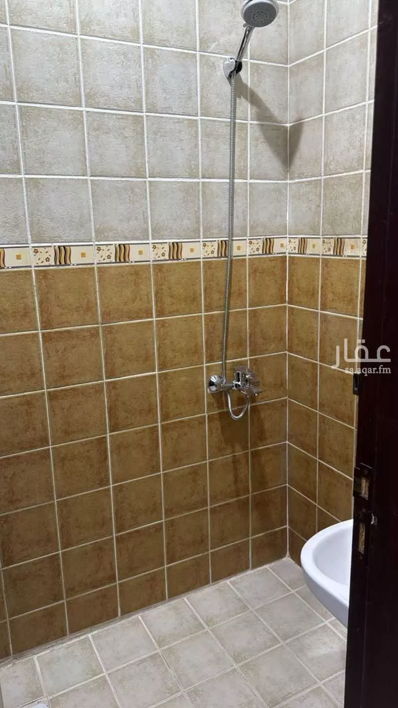 2 bedroom apartment in As Salhiyah 9