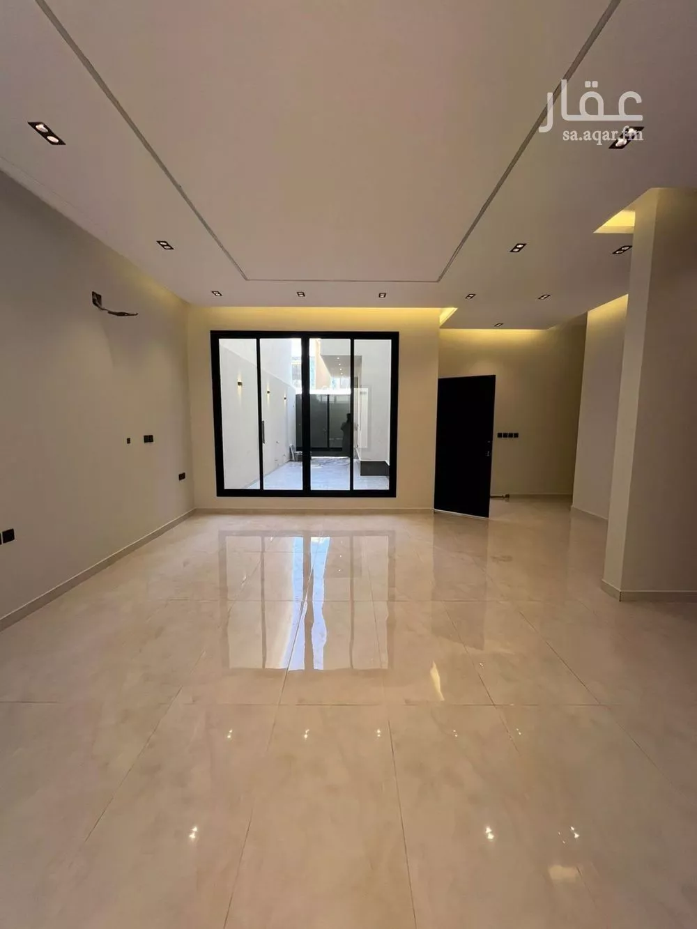 6 bedroom villa in Al Mahdiyyah 11