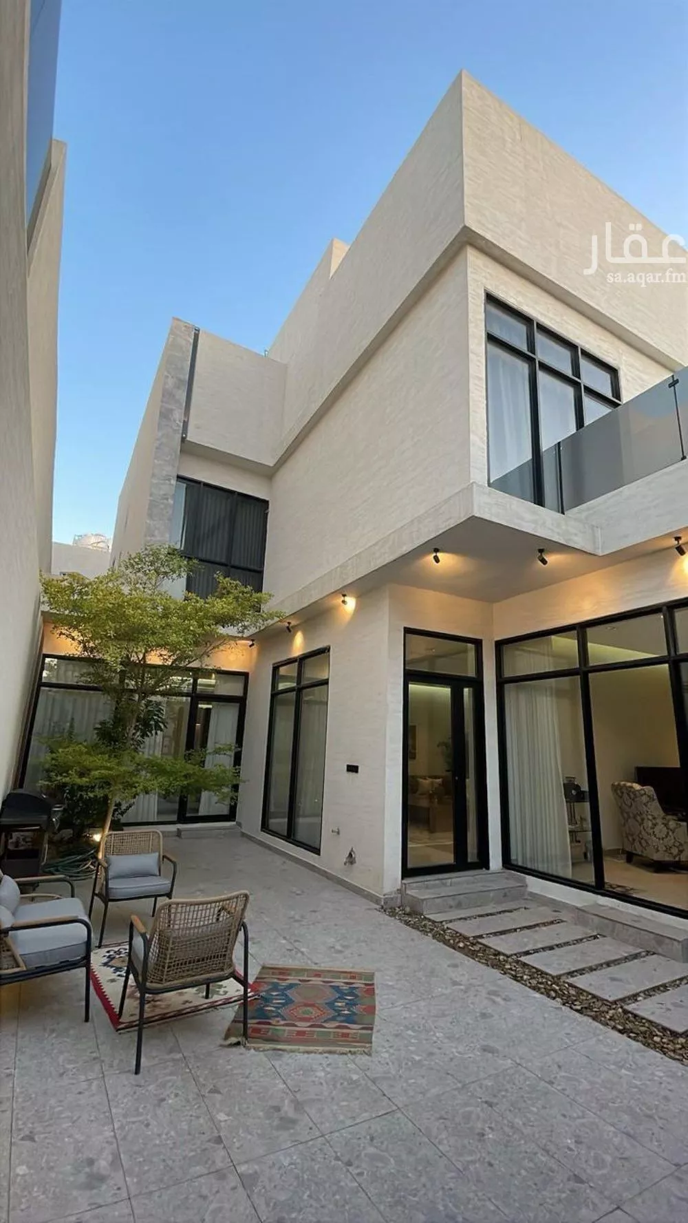 6 bedroom villa in Al Narjis 2