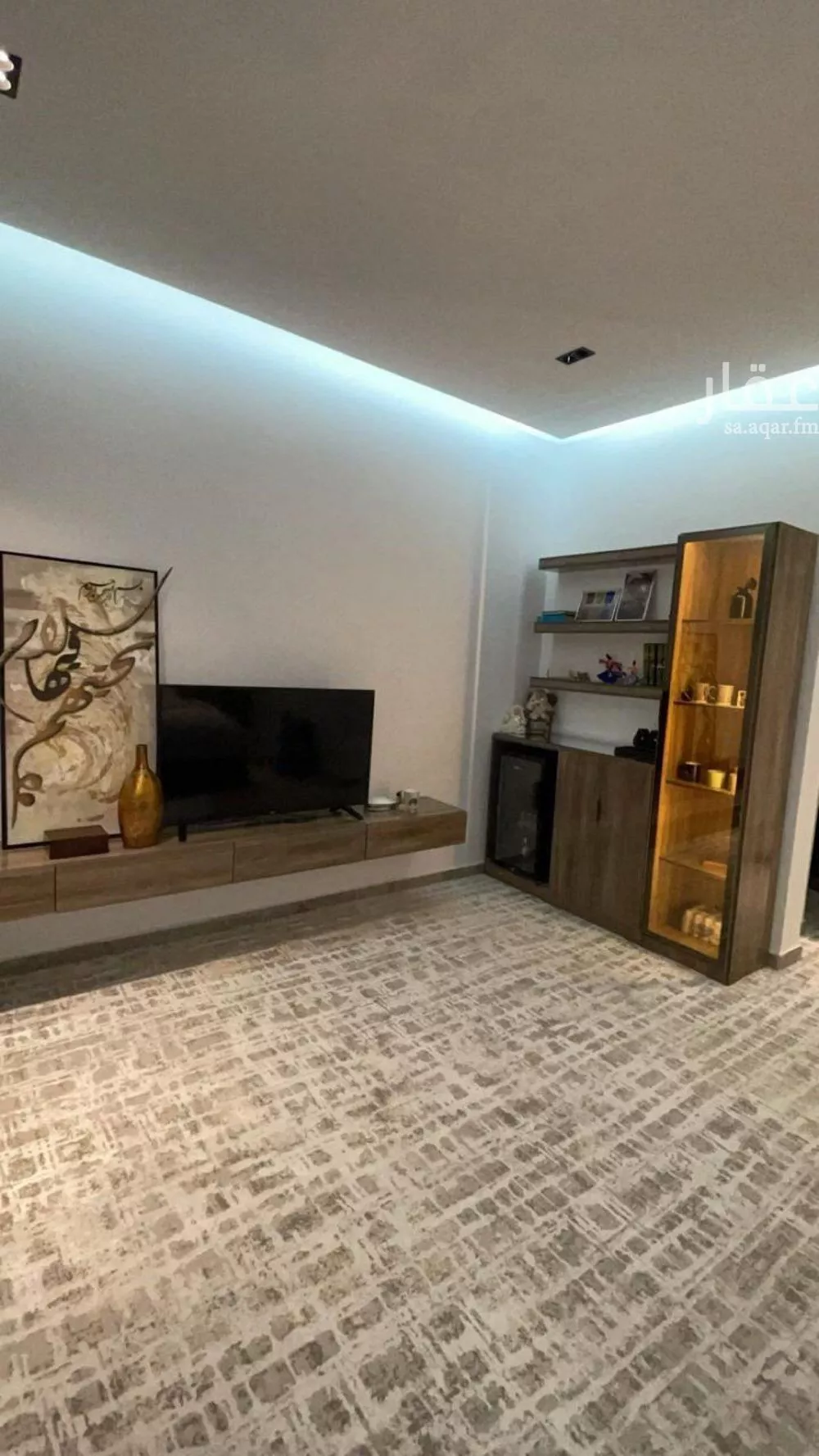 6 bedroom villa in Al Narjis 8