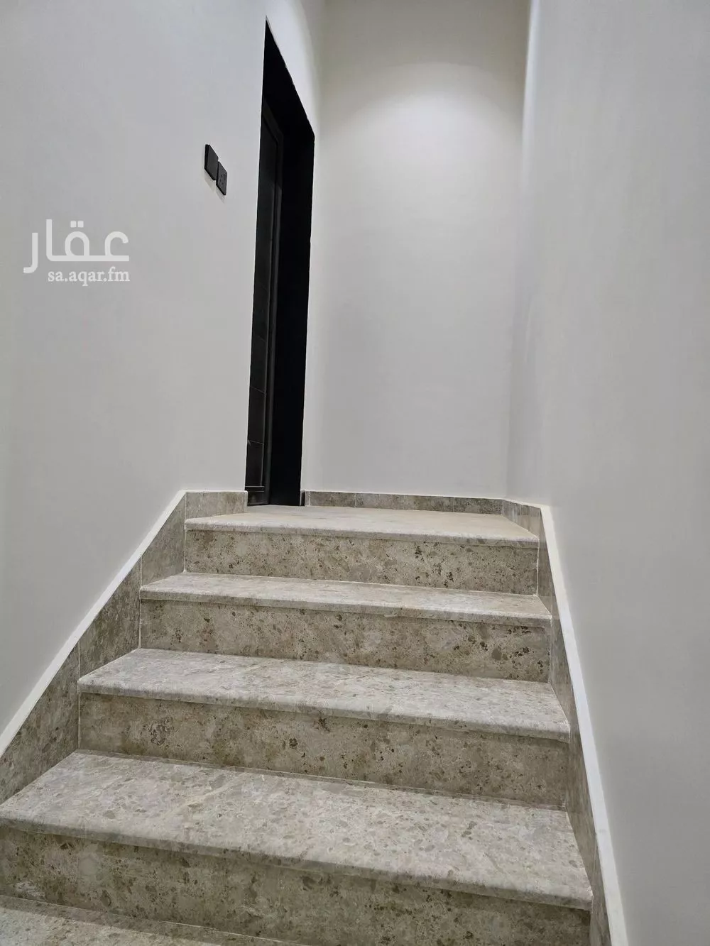 5 bedroom villa in Al Rimal 13