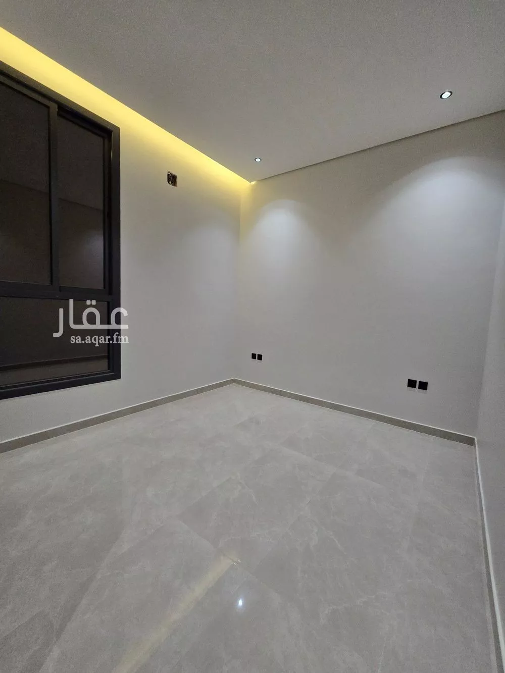 5 bedroom villa in Al Rimal 15