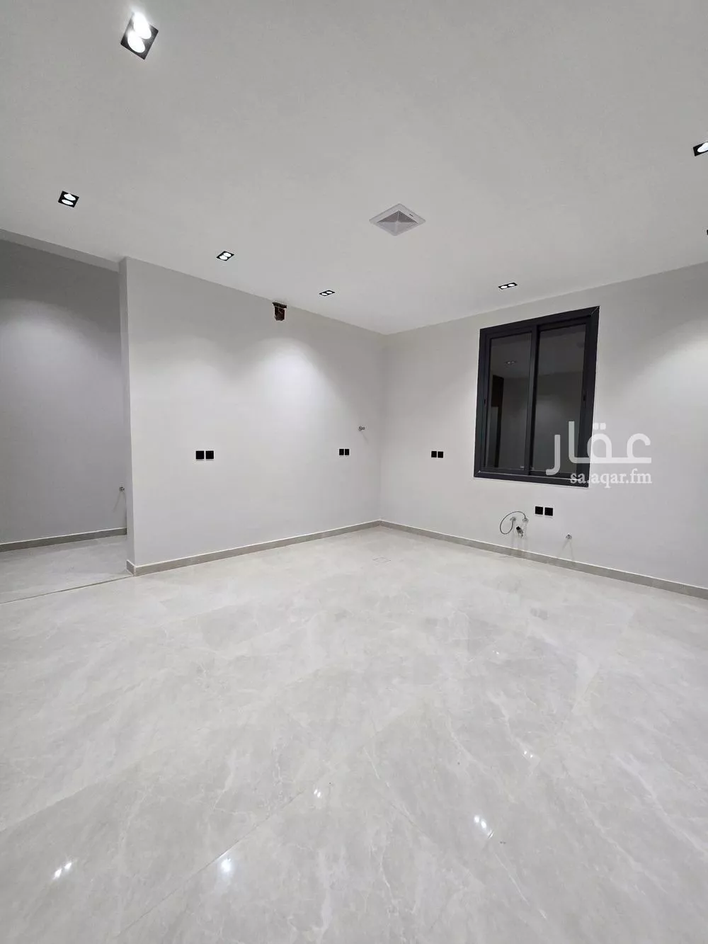 5 bedroom villa in Al Rimal 17