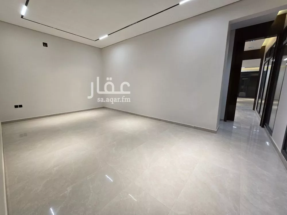 5 bedroom villa in Al Rimal 3