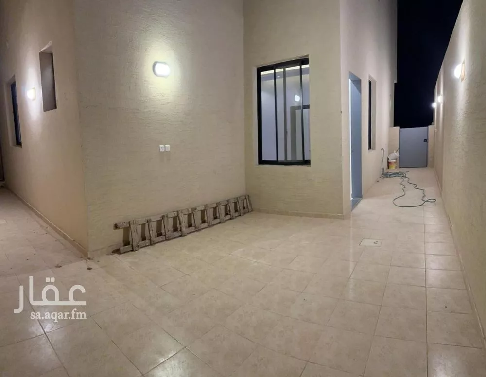 4 bedroom villa in Dhahrat Laban 8