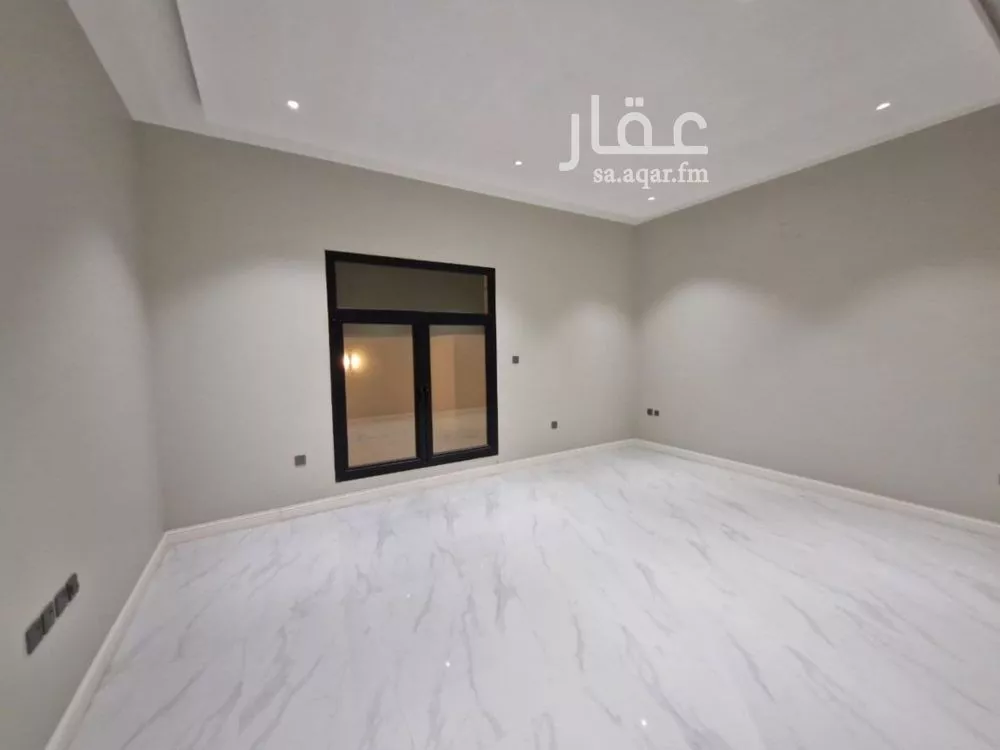 فيلا 5 غرف في النرجس 12