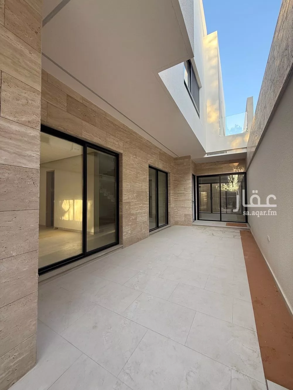 5 bedroom villa in Salah Ad Din 8