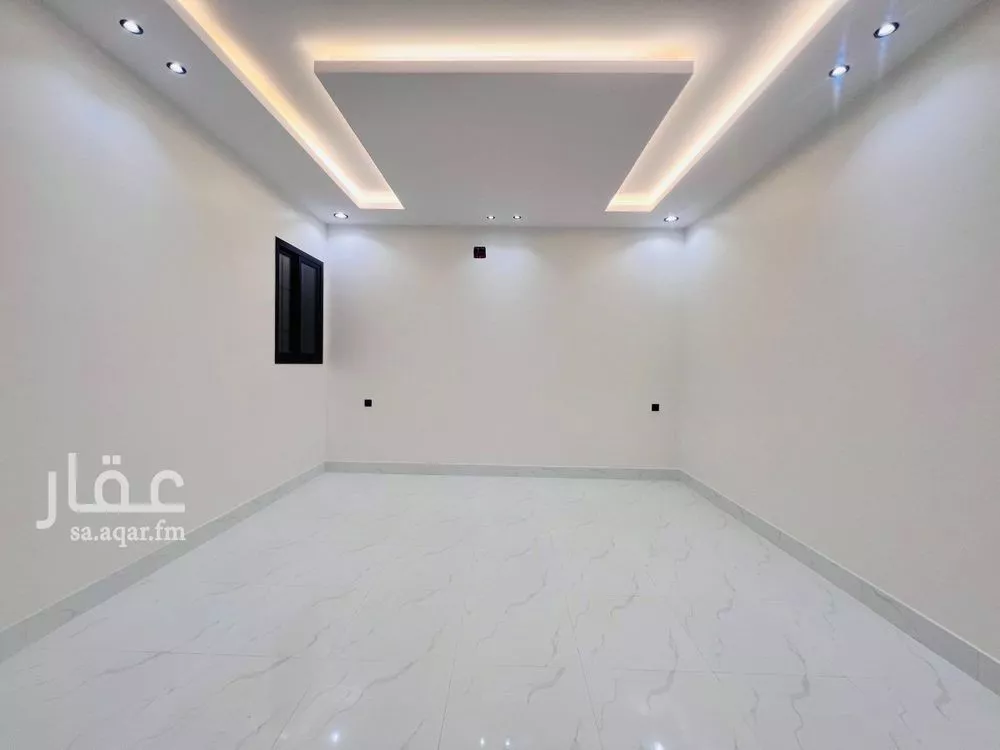 10 bedroom villa in Al Aziziyah 2