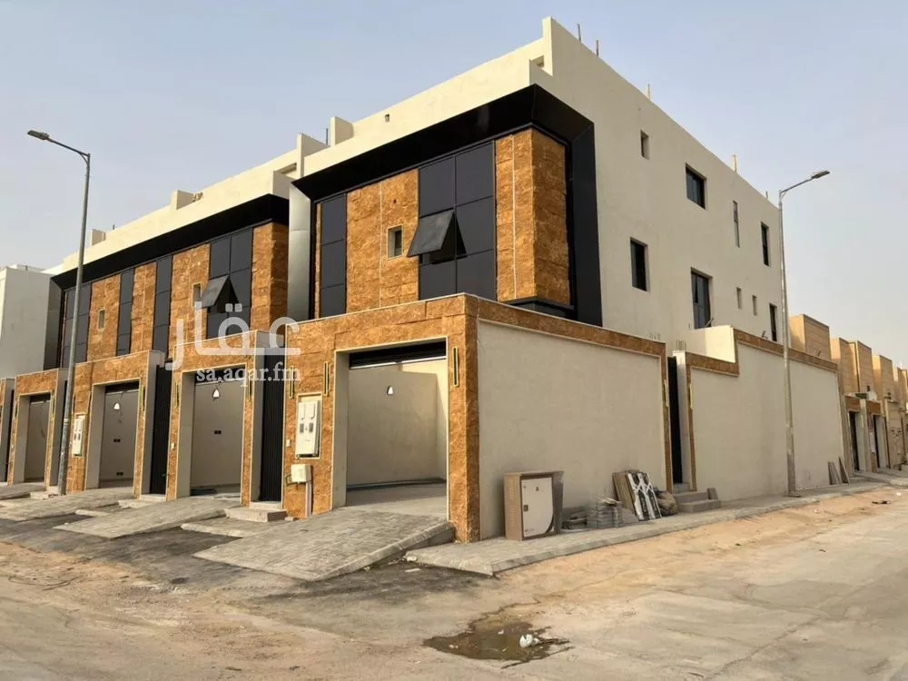 5 bedroom villa in Okaz 2