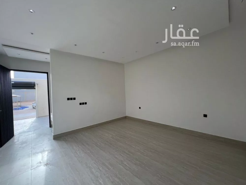 5 bedroom villa in Okaz 6