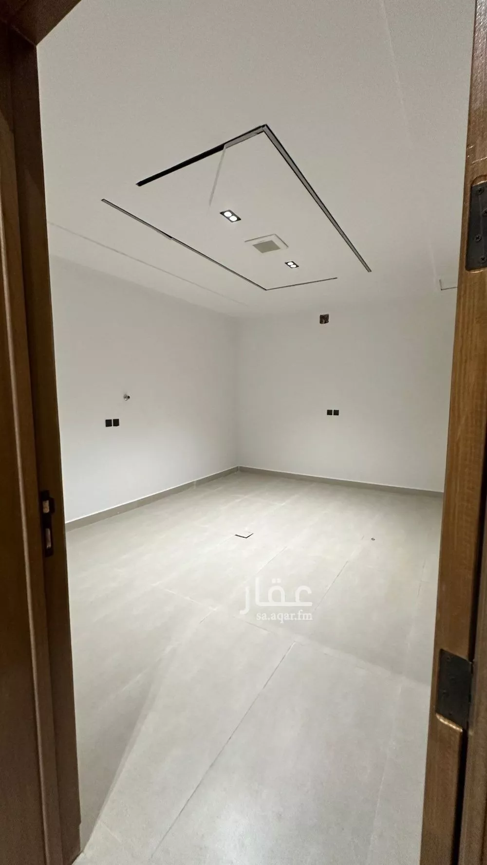 فيلا 7 غرف في طويق 15