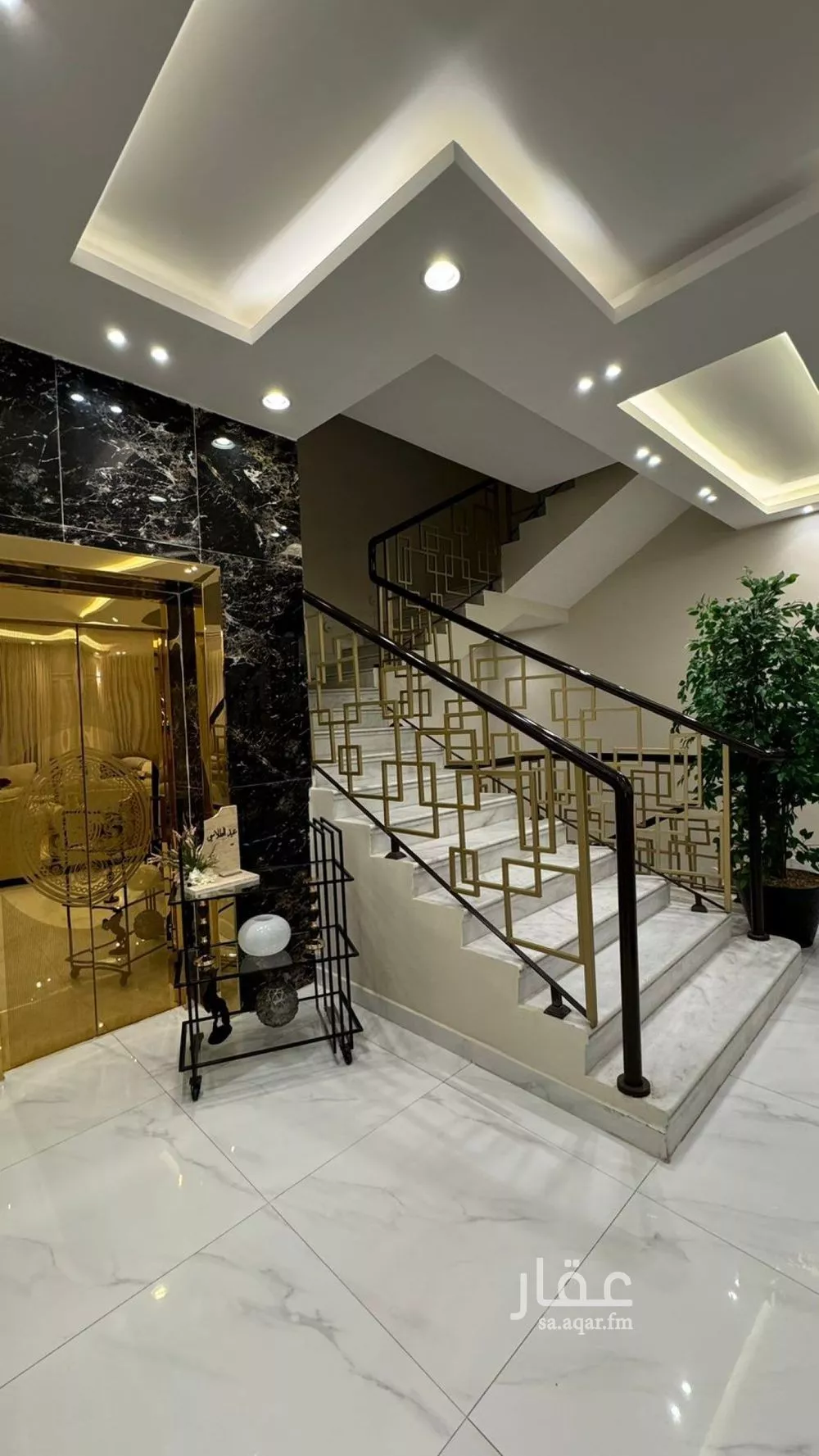 6 bedroom villa in Dhahrat Namar 2