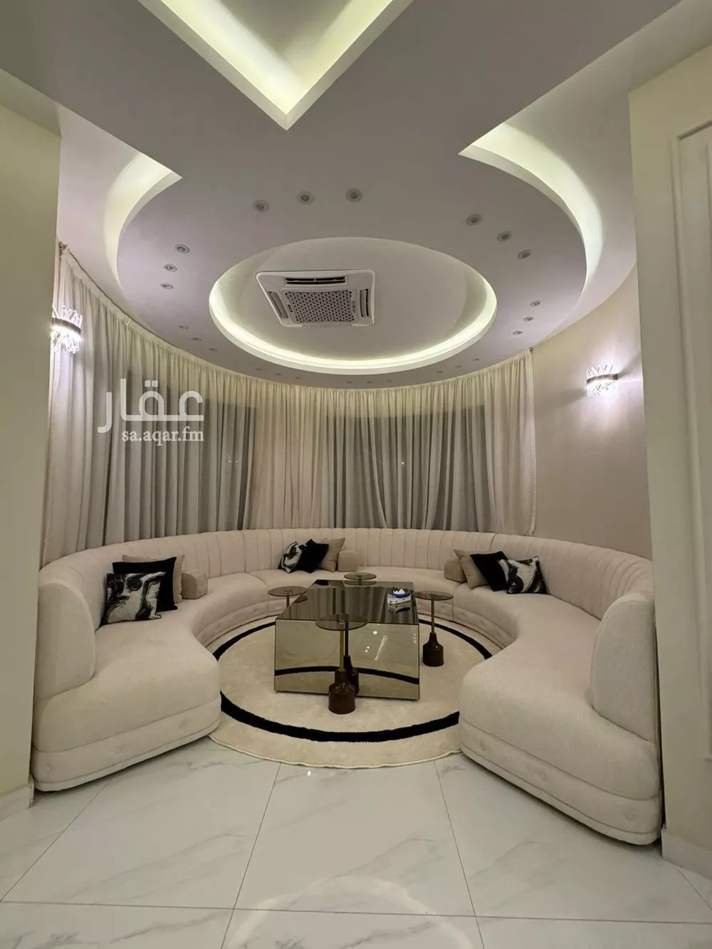 6 bedroom villa in Dhahrat Namar 3