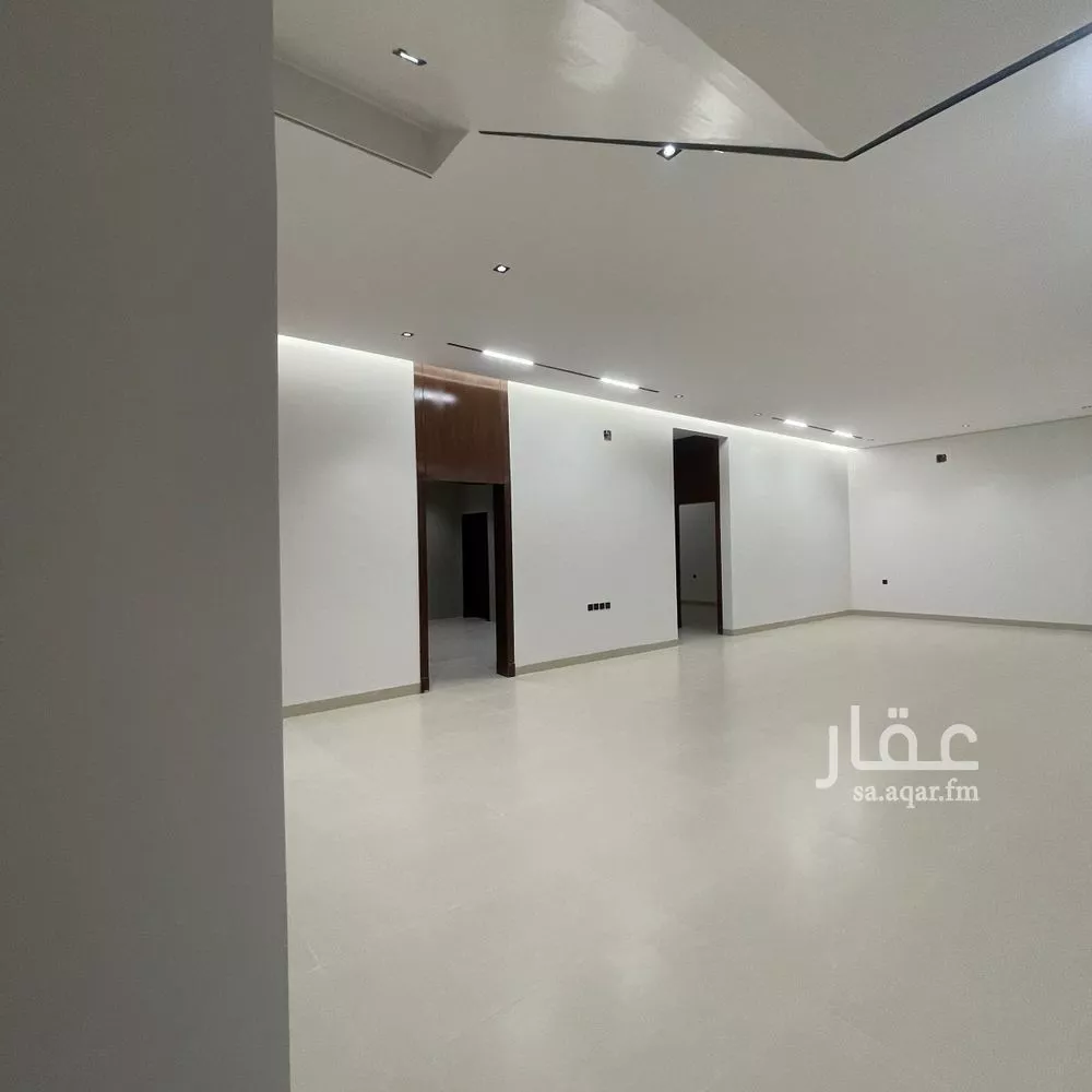 فيلا 7 غرف في الرمال 13