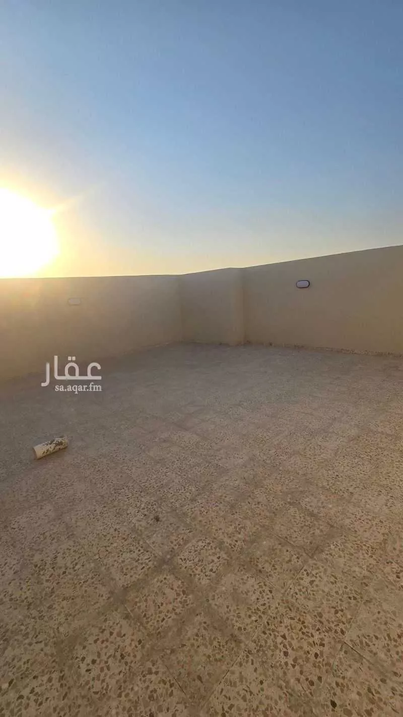 فيلا 5 غرف في العريجاء الغربية 17
