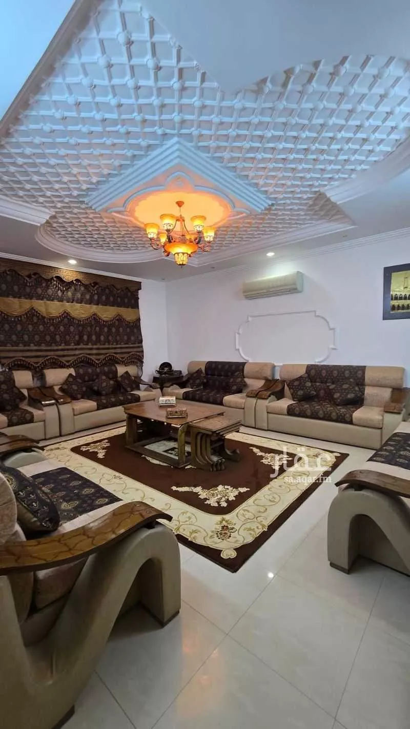 19 bedroom villa in Dhahrat Al Badiah 19