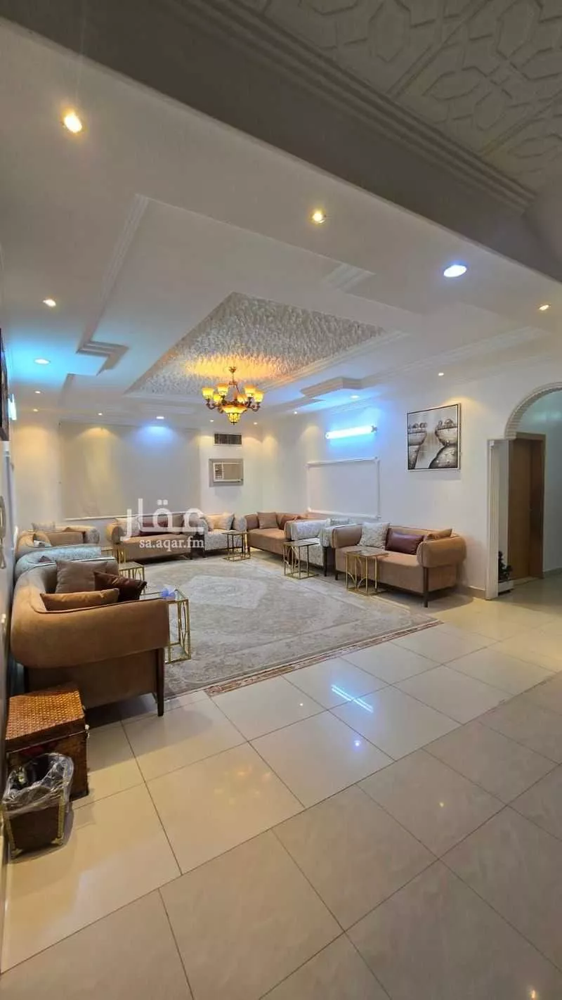 19 bedroom villa in Dhahrat Al Badiah 23