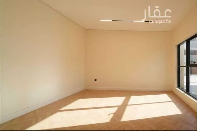 فيلا 4 غرف في العارض 13
