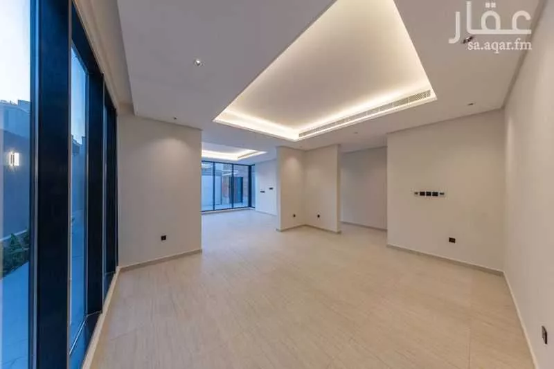 6 bedroom villa in Al Yasmin 13