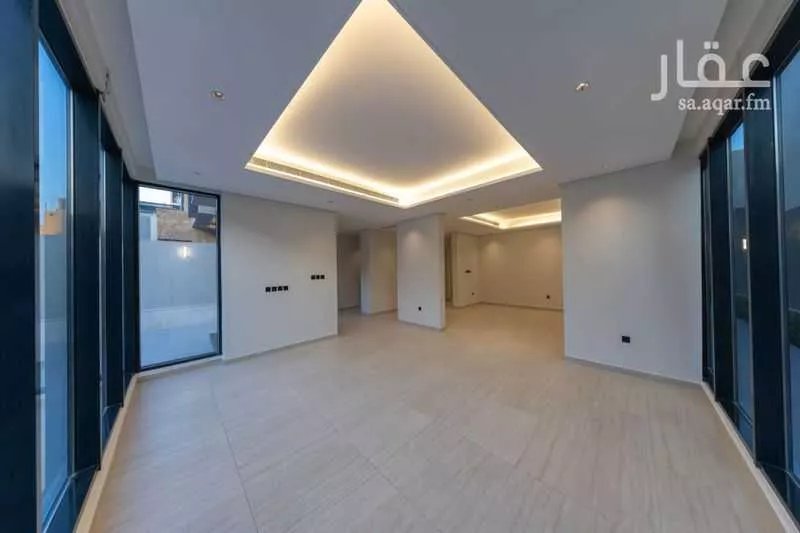 6 bedroom villa in Al Yasmin 17