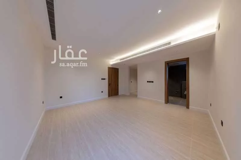 6 bedroom villa in Al Yasmin 20