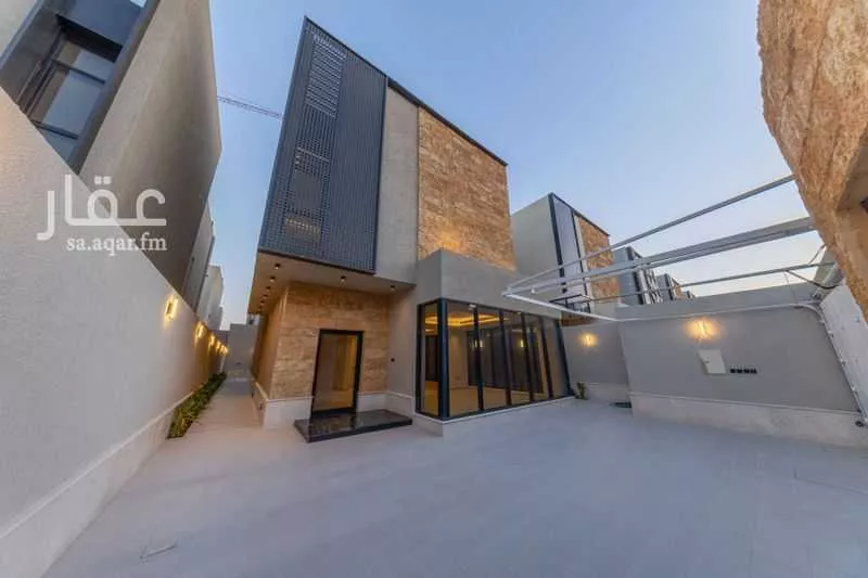 6 bedroom villa in Al Yasmin 3