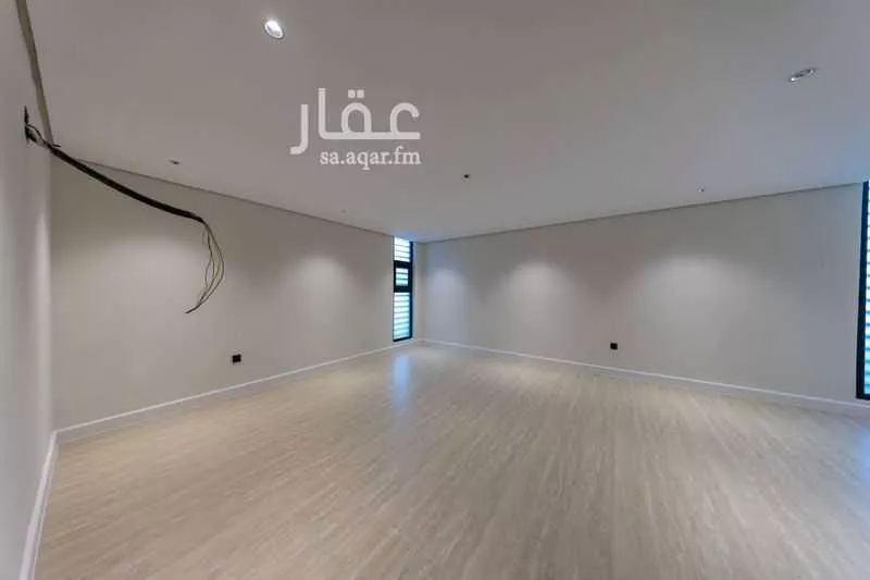 6 bedroom villa in Al Yasmin 22