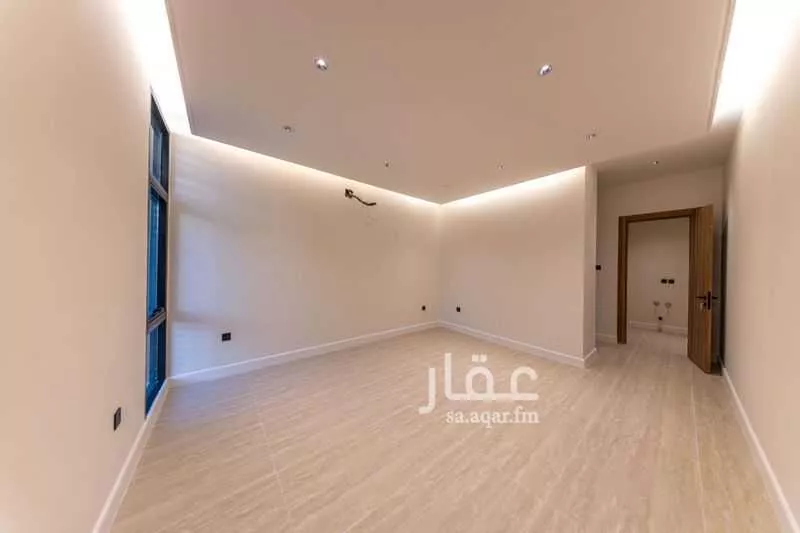 6 bedroom villa in Al Yasmin 44