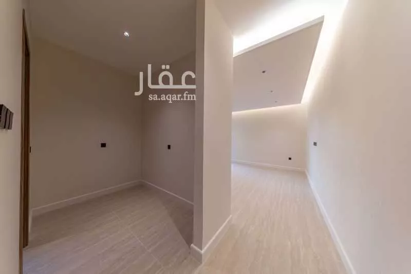 6 bedroom villa in Al Yasmin 45