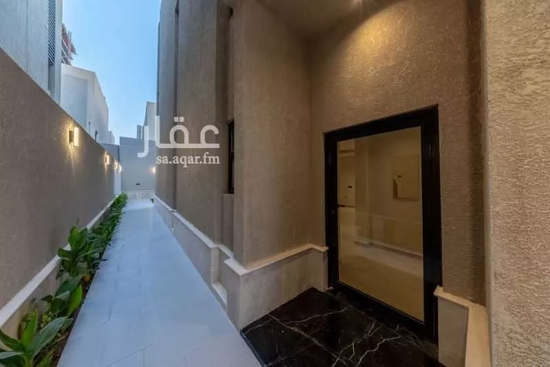 6 bedroom villa in Al Yasmin 6