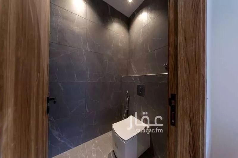 6 bedroom villa in Al Yasmin 10