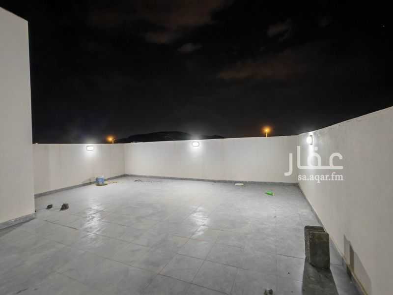 shop in King Fahd, Madinah 3