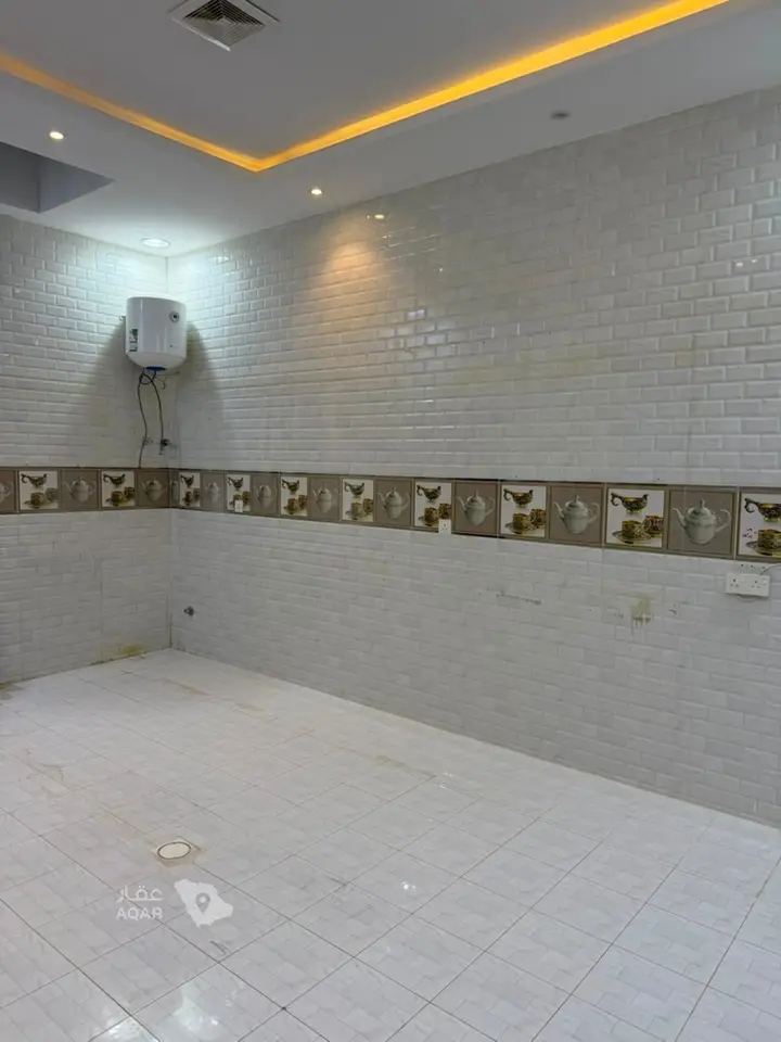 3 bedroom villa in Al Mahdiyyah, Riyadh 3