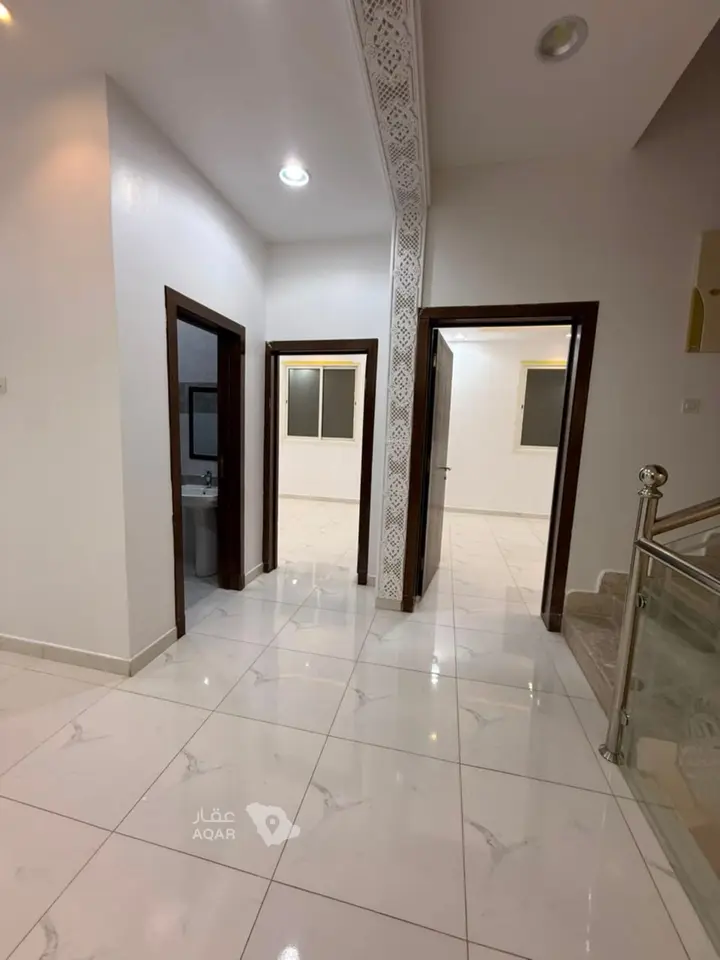 3 bedroom villa in Al Mahdiyyah, Riyadh 7