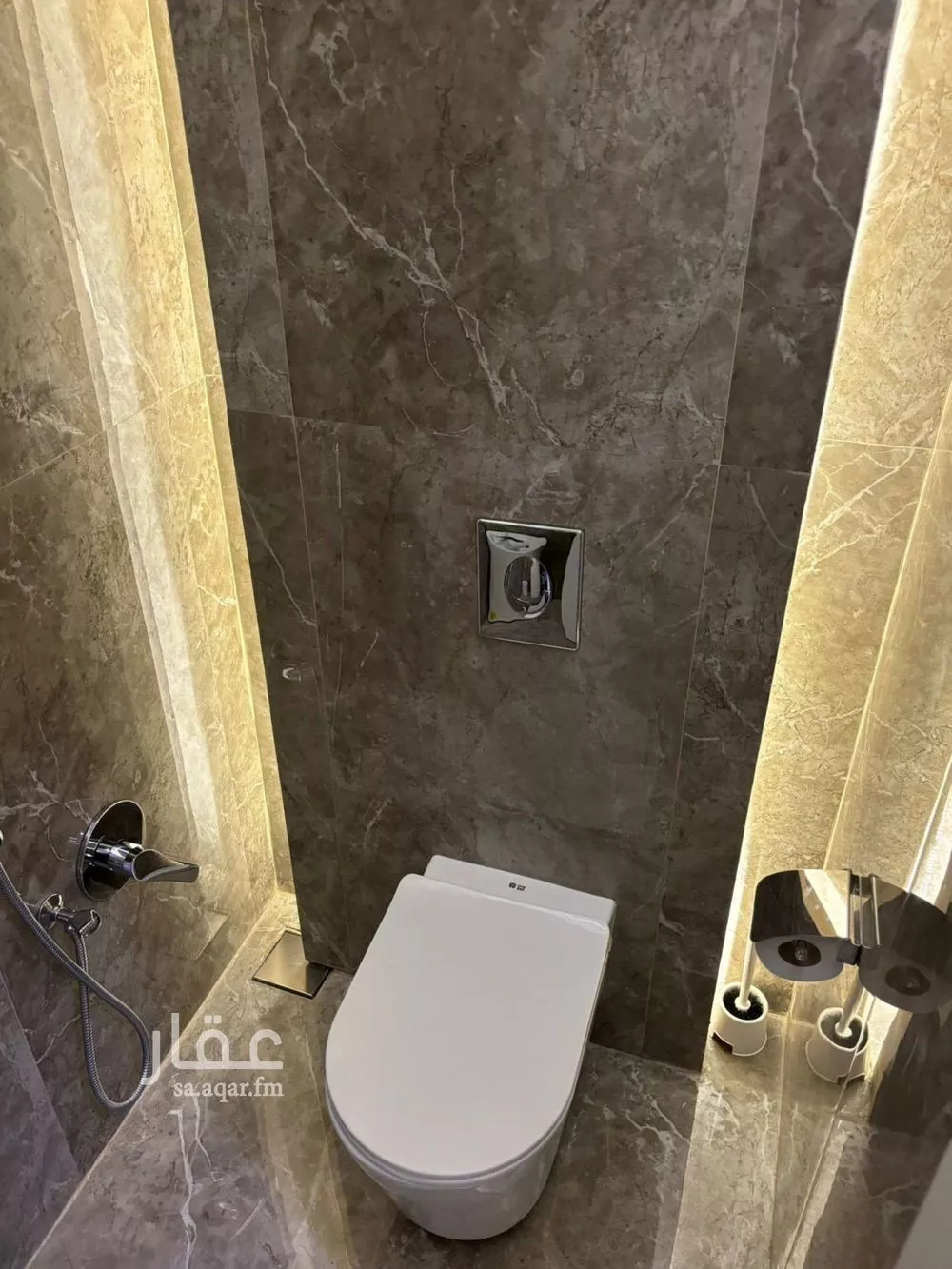 فيلا 6 غرف في النرجس 11