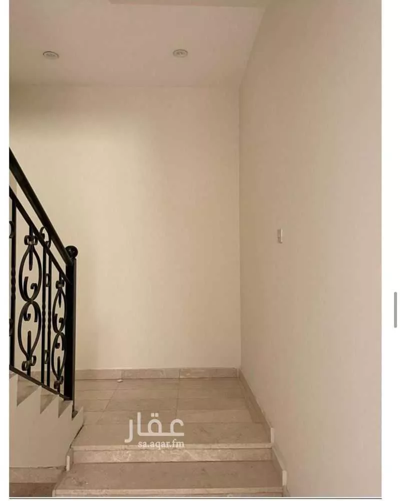 8 bedroom villa in An Nafal, Riyadh 13