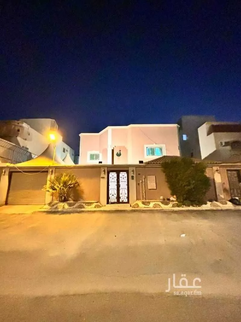 7 bedroom villa in Ishbiliyah 3