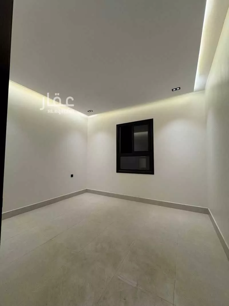 8 bedroom villa in Dirab 11
