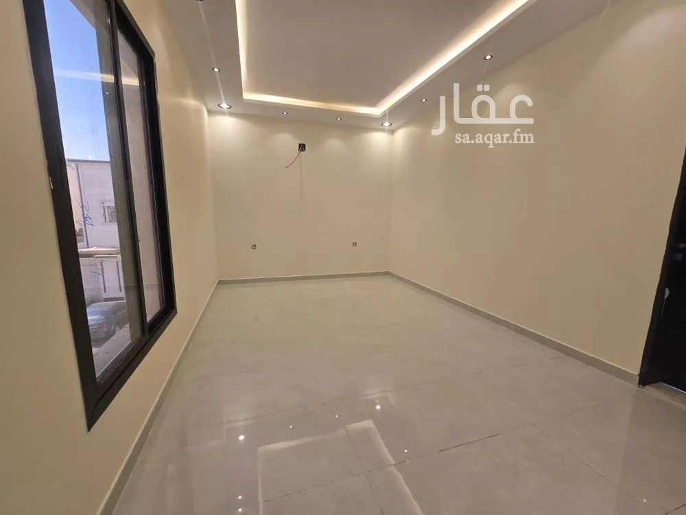 6 bedroom villa in Dhahrat Laban 5