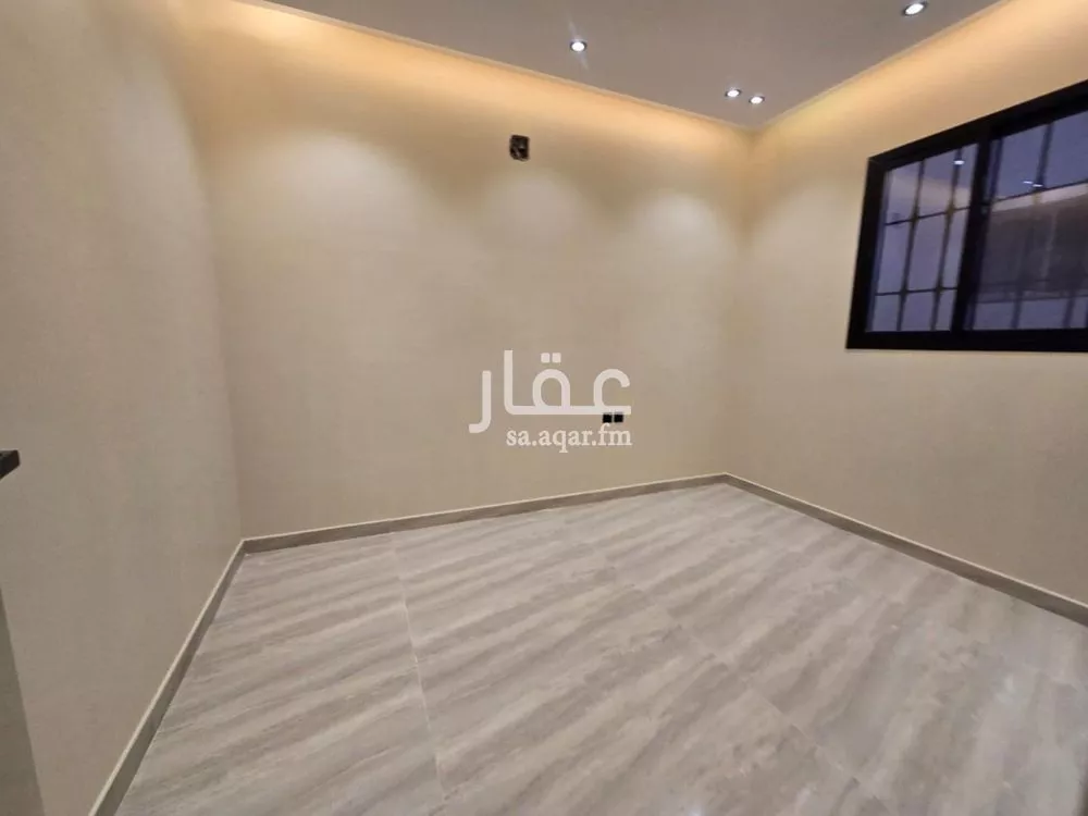 6 bedroom villa in Al Uraija Al Gharbiyah, Riyadh 11