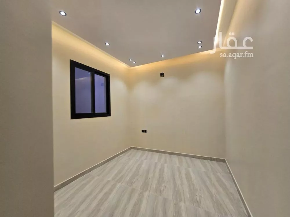 6 bedroom villa in Al Uraija Al Gharbiyah, Riyadh 15