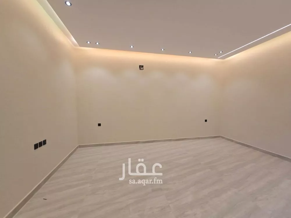 6 bedroom villa in Al Uraija Al Gharbiyah, Riyadh 6